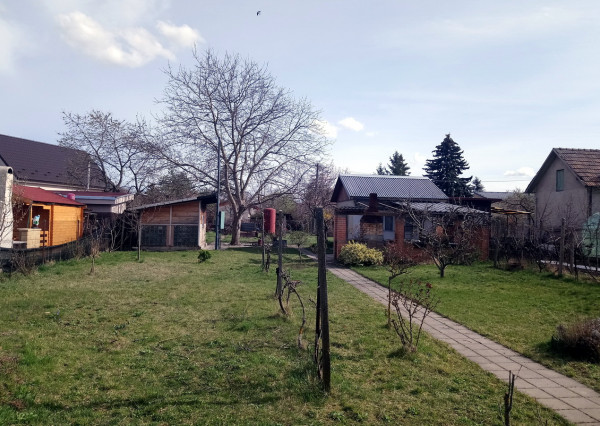 okr. Senec - Miloslavov Alžbetin Dvor - na predaj krásna veľká záhrada v záhradkárskej oblasti